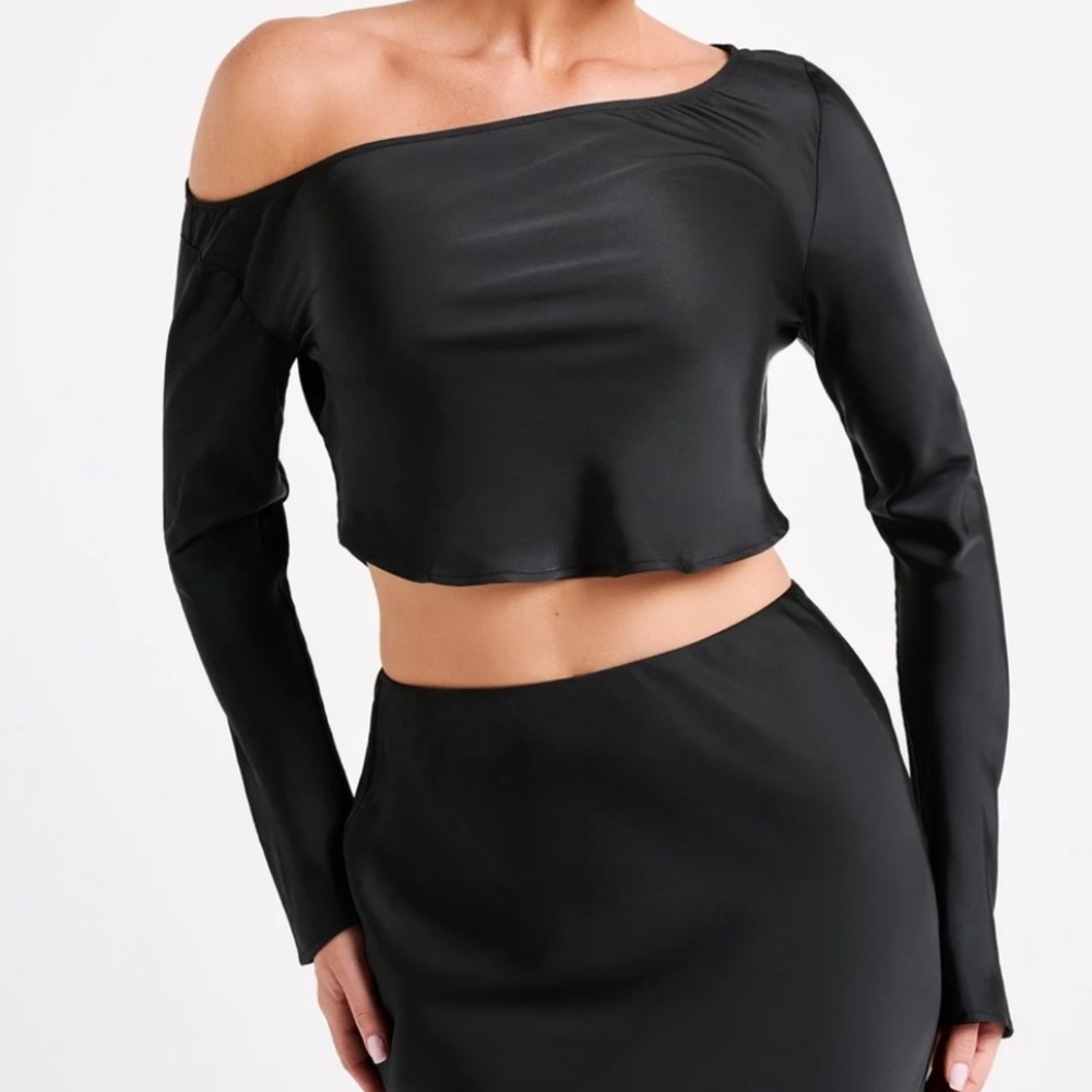 Meshki Violeta one shoulder satin black long sleeve top